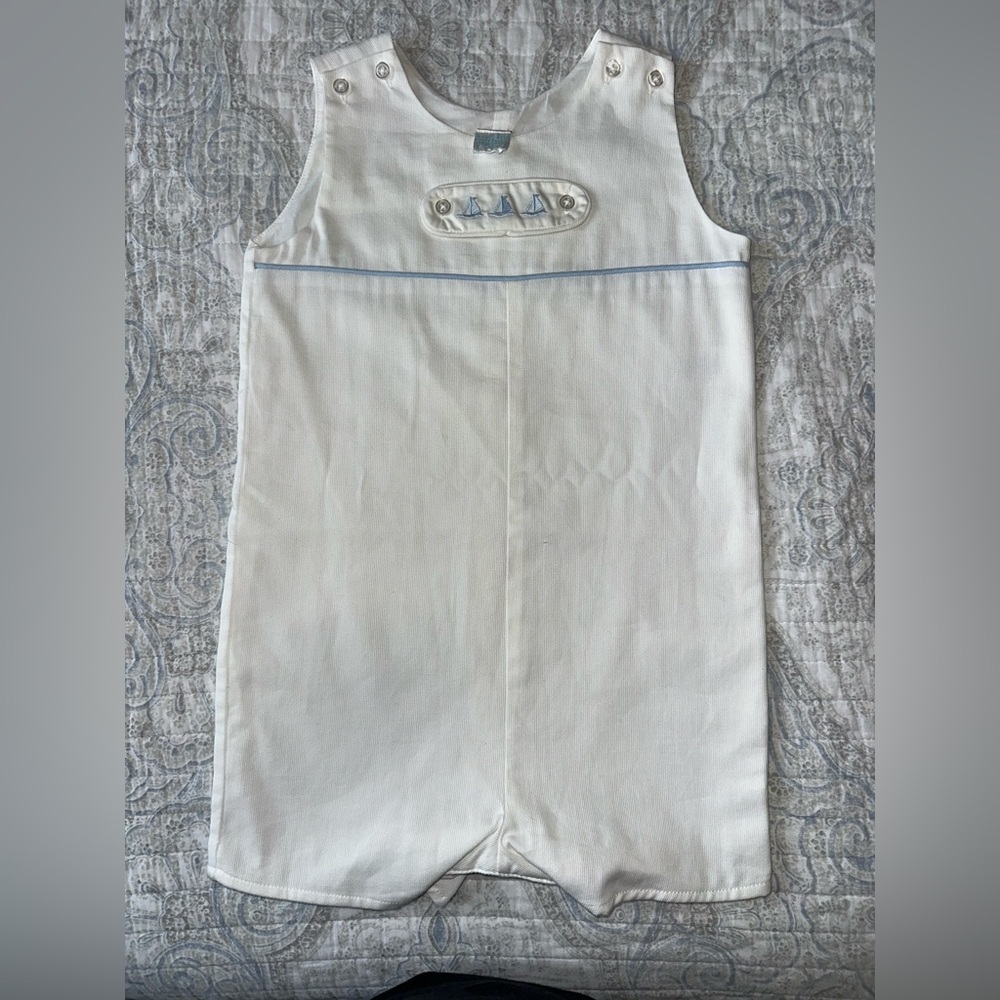 Edgehill Collection White and Blue Sailboat Boy 3T Broke Brooke